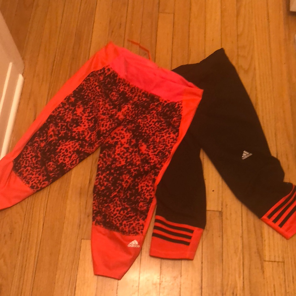 Adidas size 10 orange/black Capri leggings